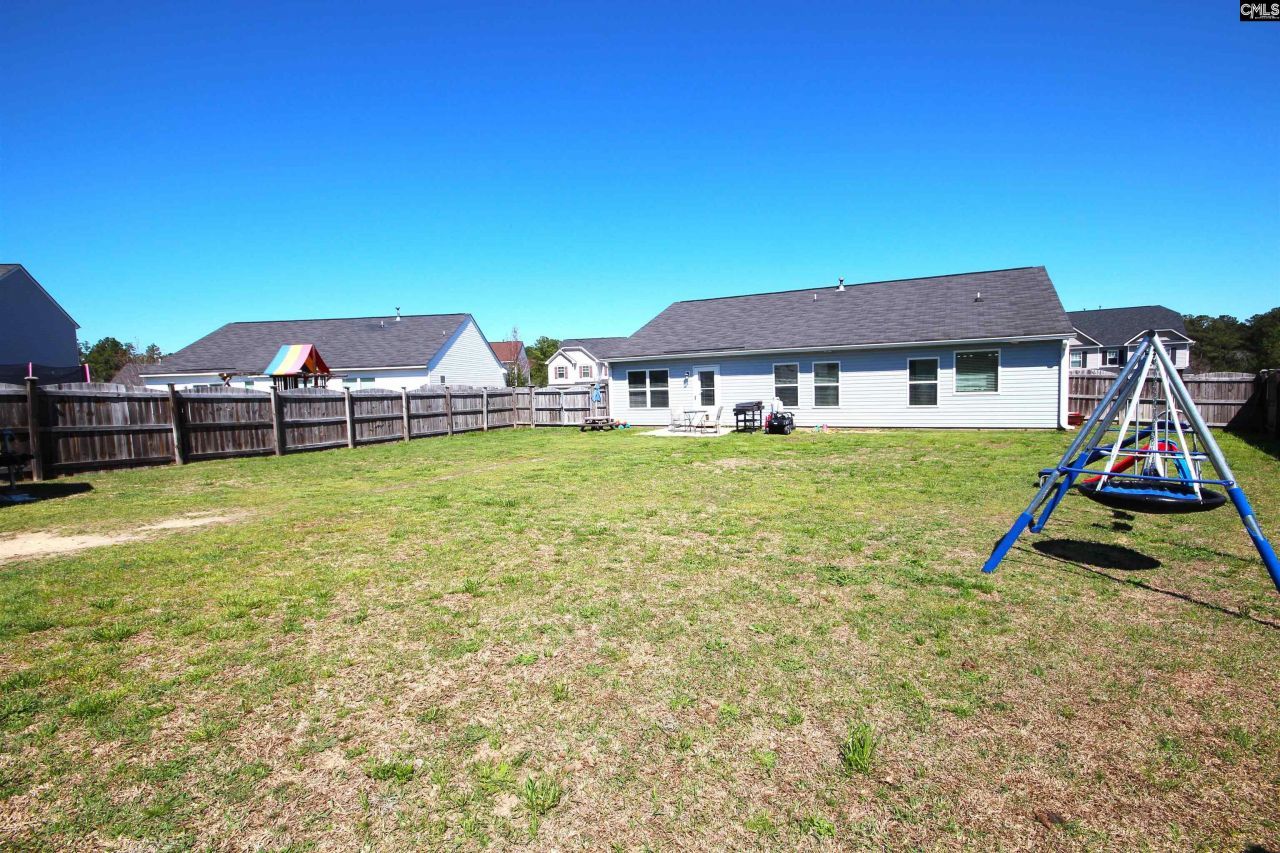 521 Pineberry Court  Photo 33