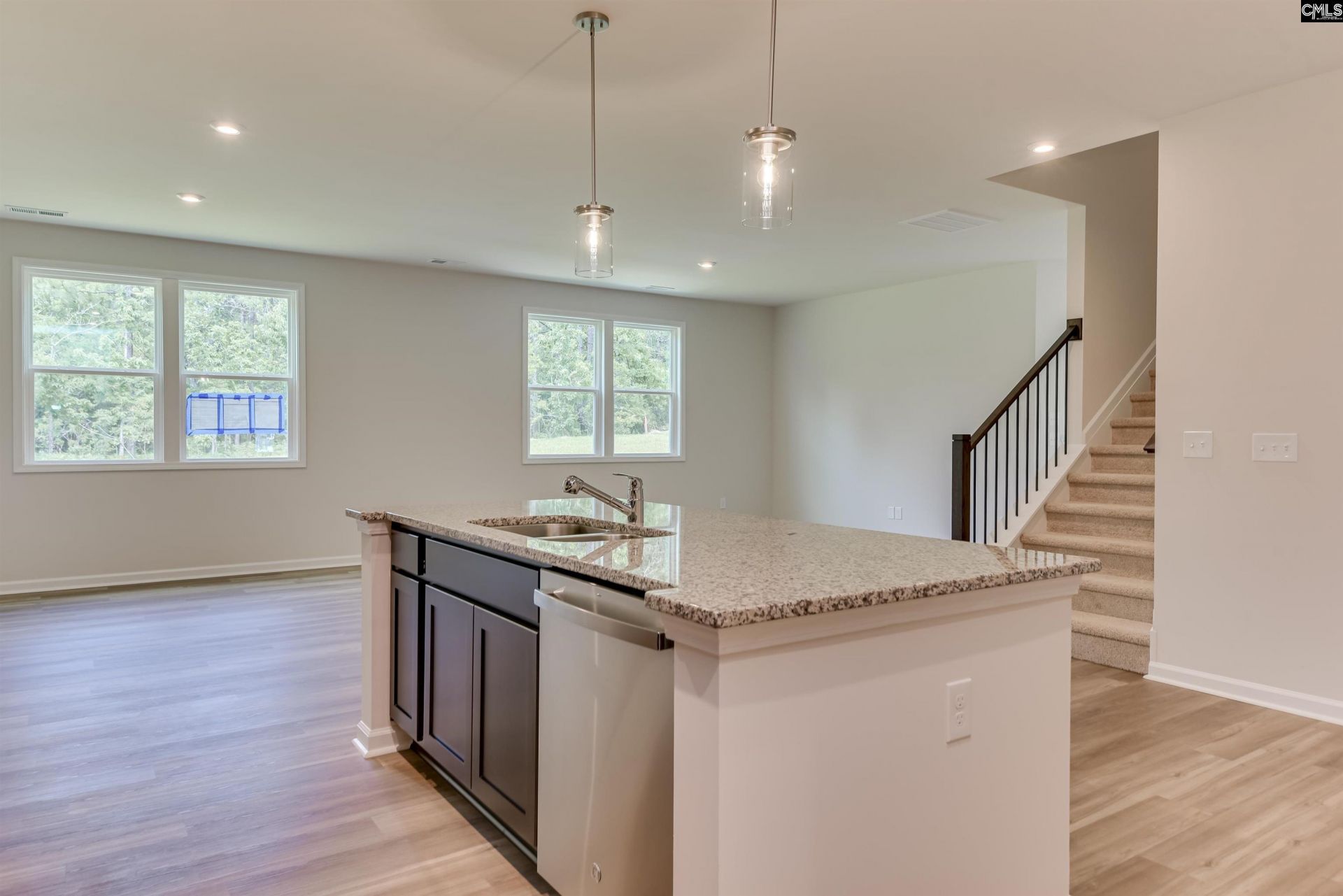 143 Bloomsbury Drive Photo 14