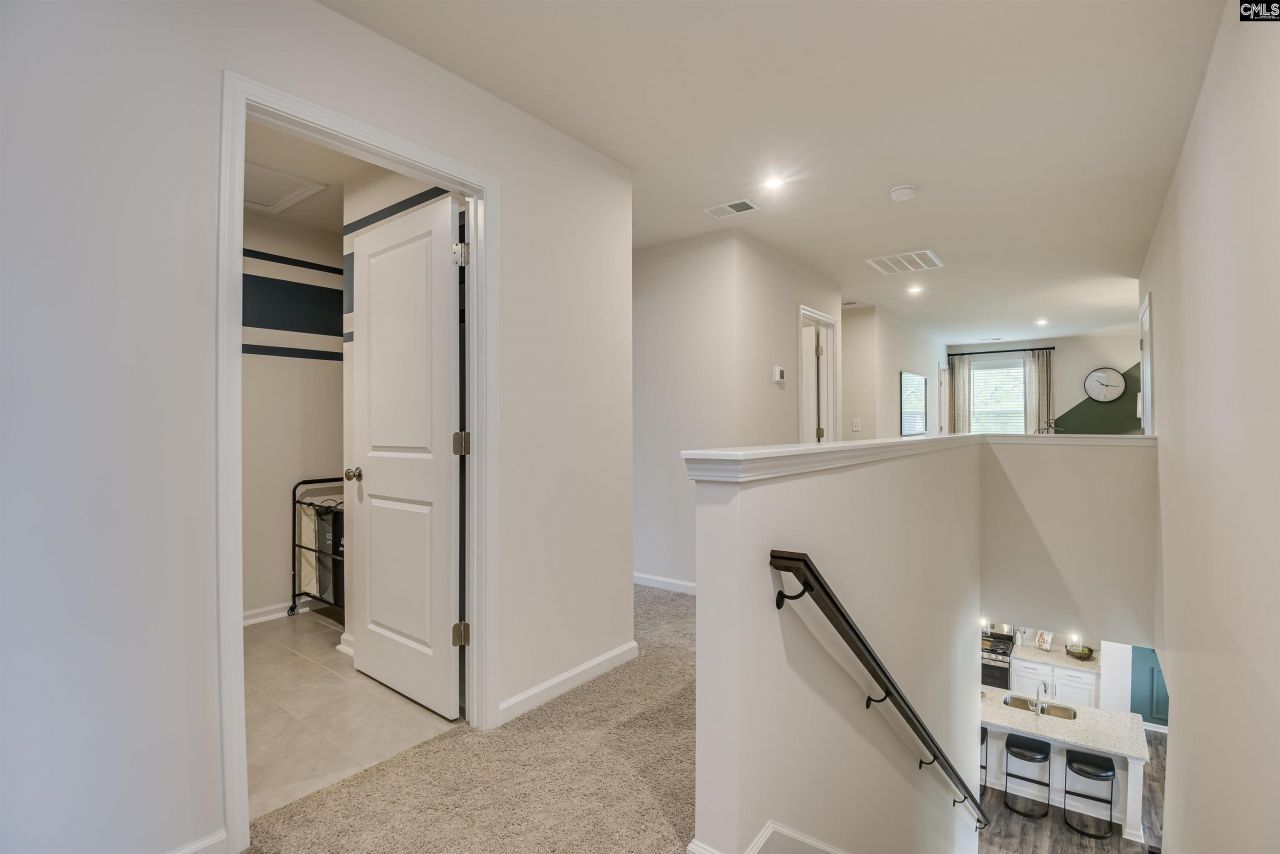 143 Bloomsbury Drive Photo 22