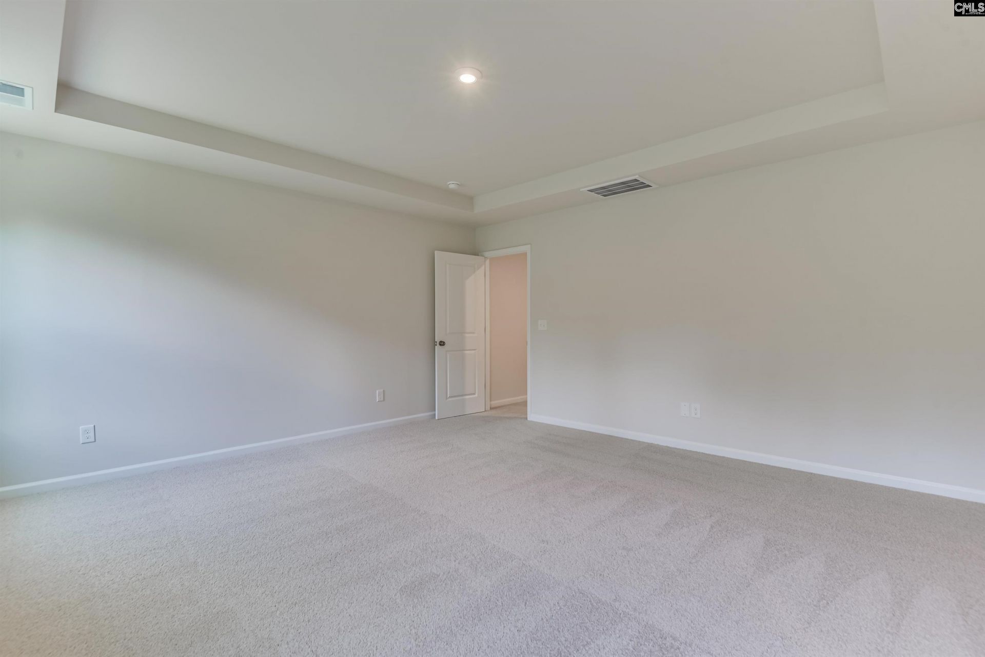 143 Bloomsbury Drive Photo 26