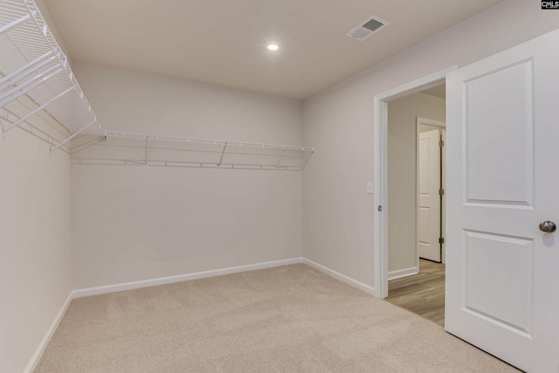 143 Bloomsbury Drive Photo 31
