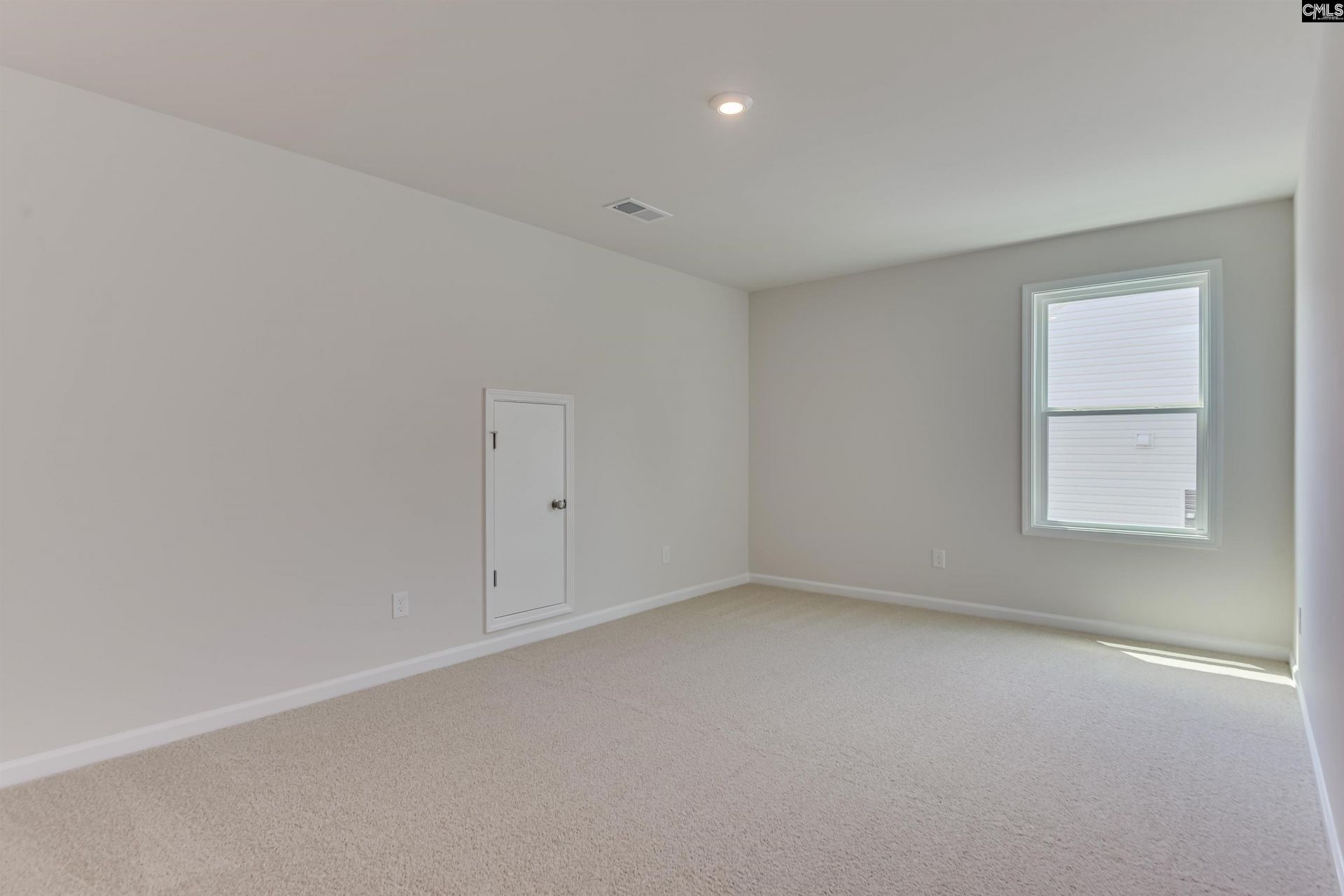 143 Bloomsbury Drive Photo 36