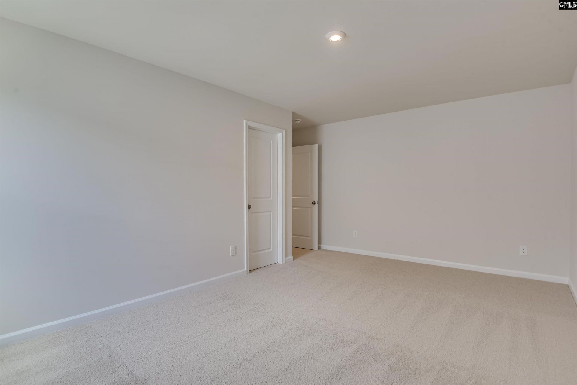 143 Bloomsbury Drive Photo 37