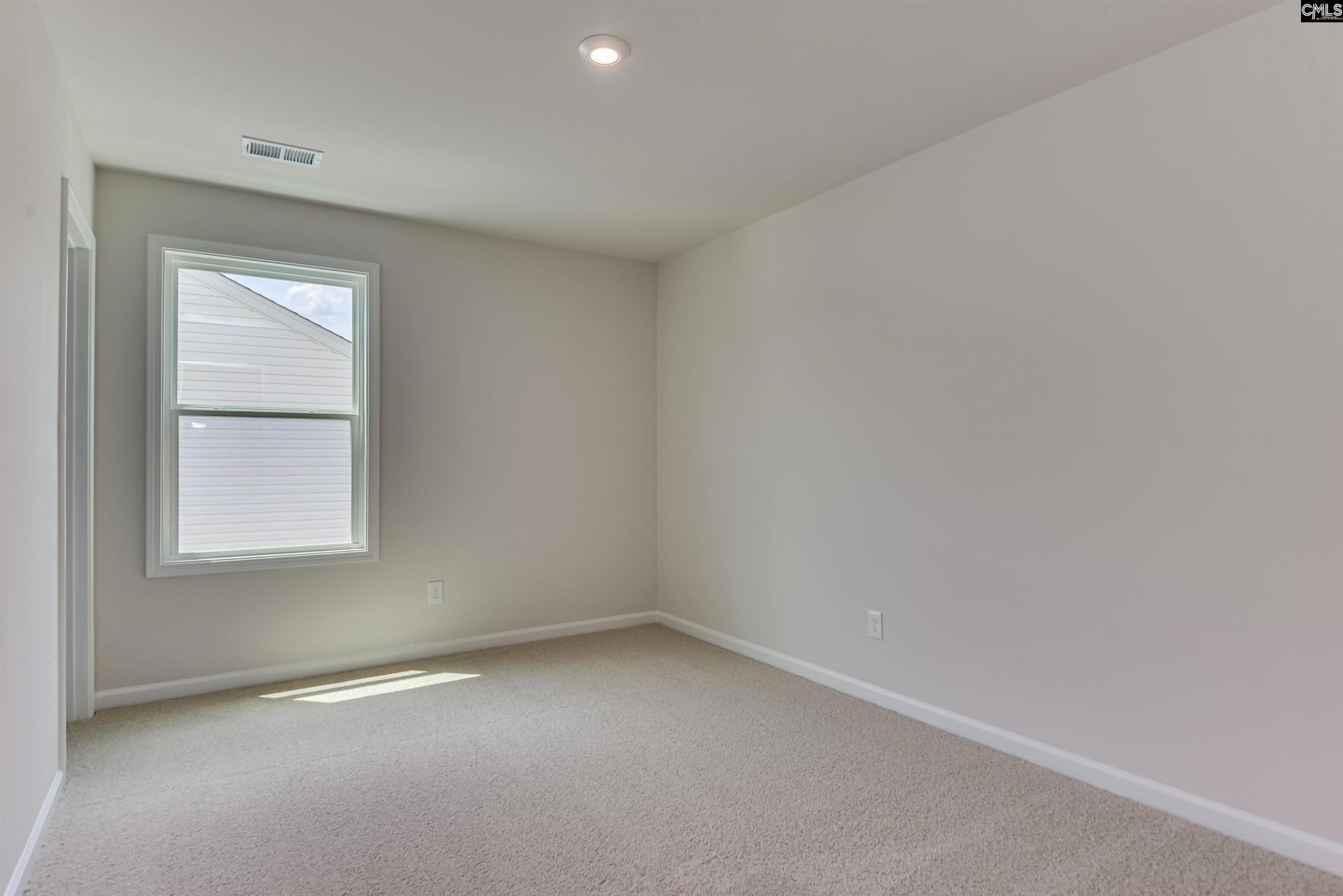 143 Bloomsbury Drive Photo 38