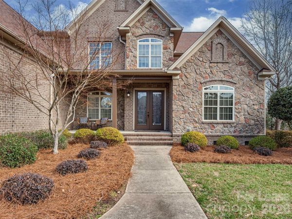 1825 Mill Chase Lane, Waxhaw, NC 28173