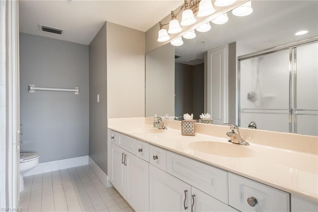 4481 Bay Beach Ln, Unit 224, Fort Myers Beach, FL 33931 Photo
