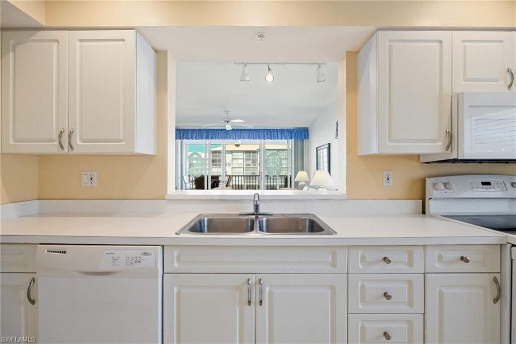 4481 Bay Beach Ln, Unit 224, Fort Myers Beach, FL 33931 Photo