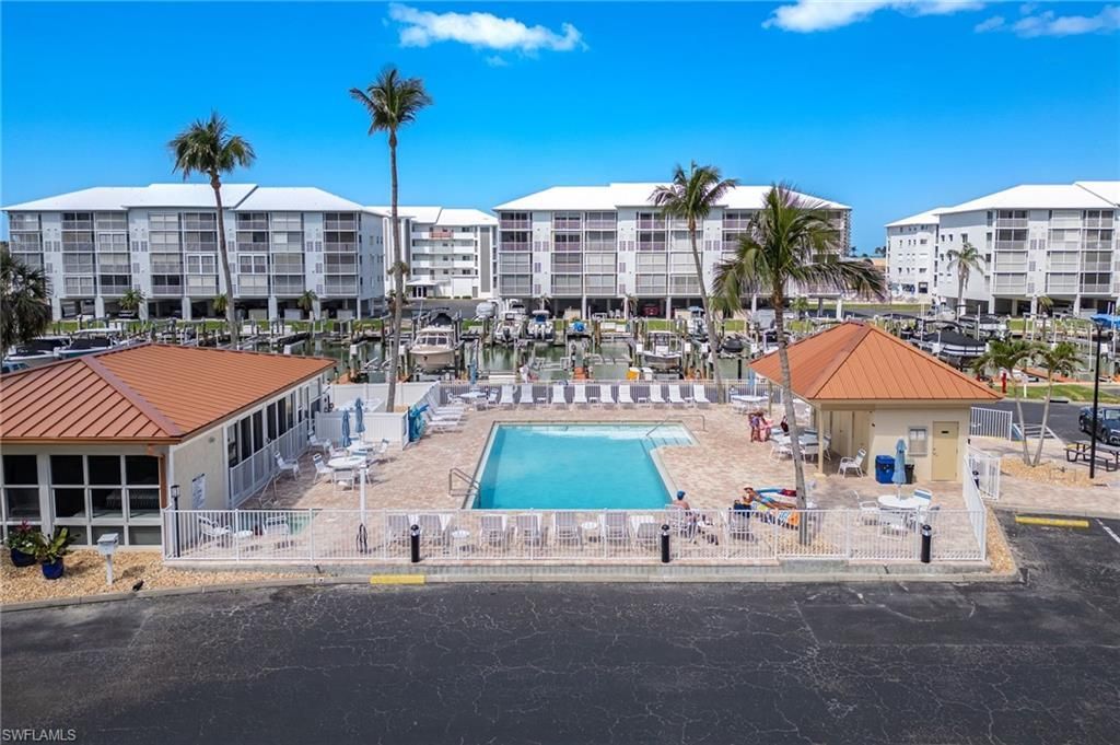 4481 Bay Beach Ln, Unit 224, Fort Myers Beach, FL 33931 Photo