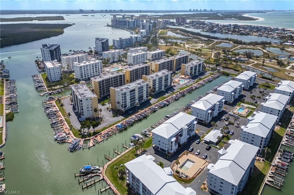 4481 Bay Beach Ln, Unit 224, Fort Myers Beach, FL 33931 Photo