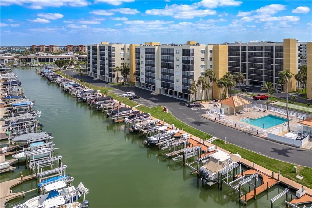 4481 Bay Beach Ln, Unit 224, Fort Myers Beach, FL 33931 Photo
