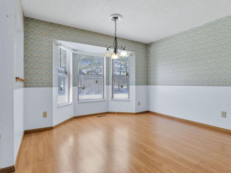 1593 Raspberry Run Drive, Columbus, OH 43204 Photo 9