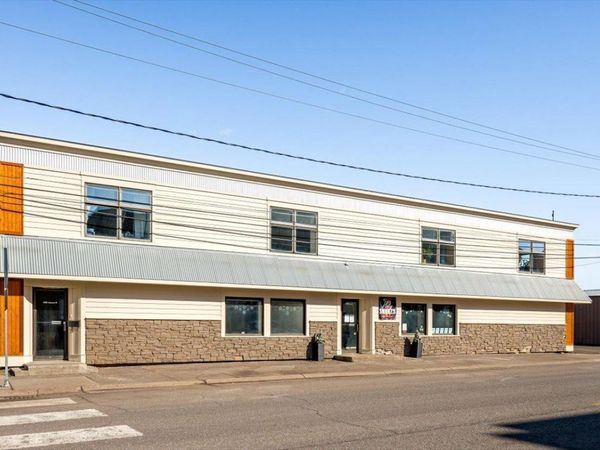 1102 Avenue B , Cloquet, MN 55720