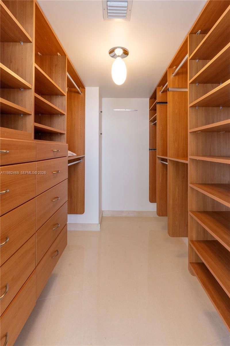 400 Alton Rd, Unit 1102, Miami Beach, FL 33139 Photo