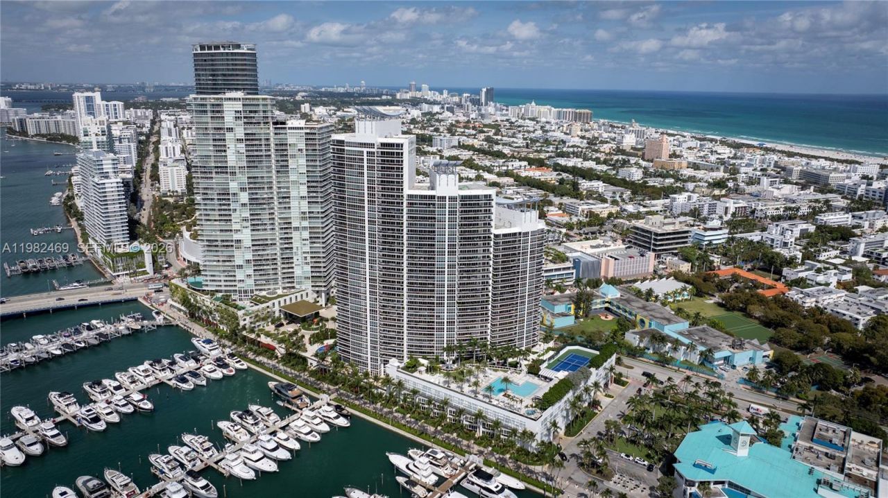 400 Alton Rd, Unit 1102, Miami Beach, FL 33139 Photo