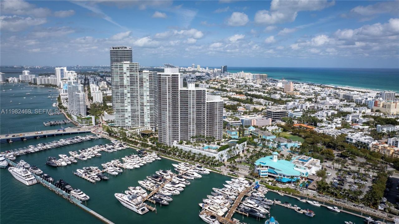 400 Alton Rd, Unit 1102, Miami Beach, FL 33139 Photo