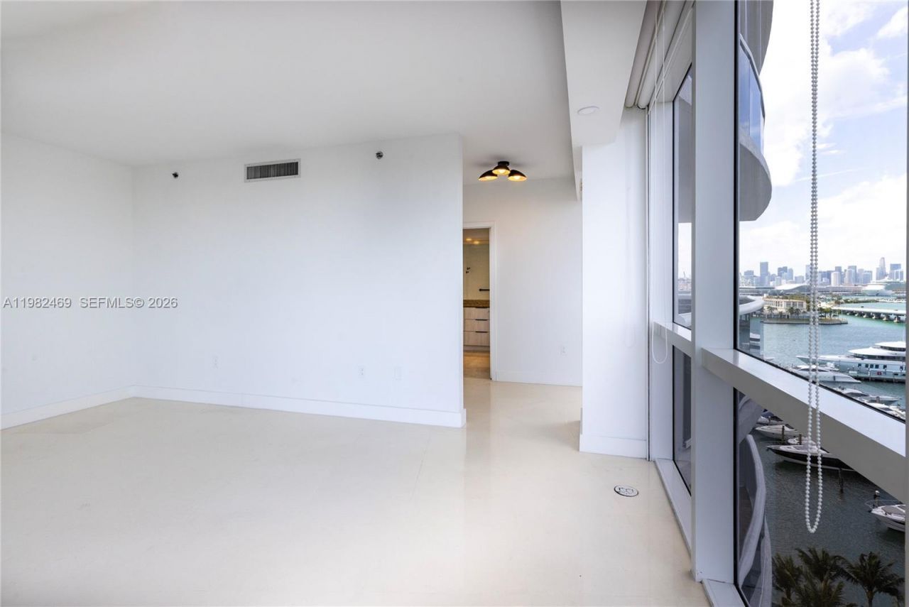 400 Alton Rd, Unit 1102, Miami Beach, FL 33139 Photo