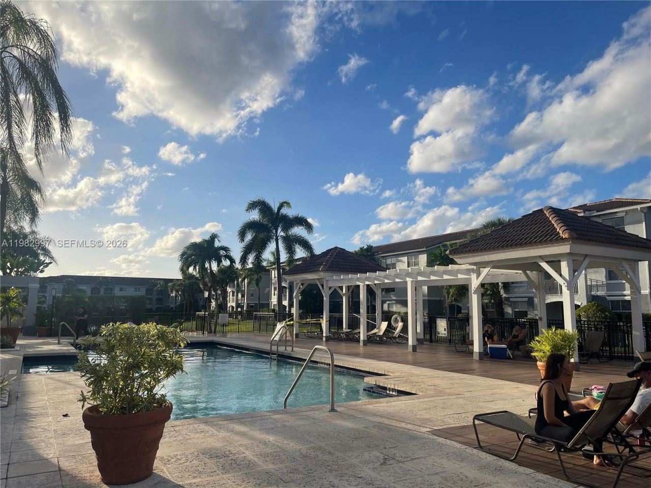 150 NW 96th Ave, Unit 9-203, Pembroke Pines, FL 33024 Photo