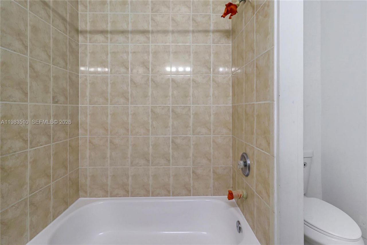 373 NE 26th Pl , Unit 201, Homestead, FL 33033 Photo