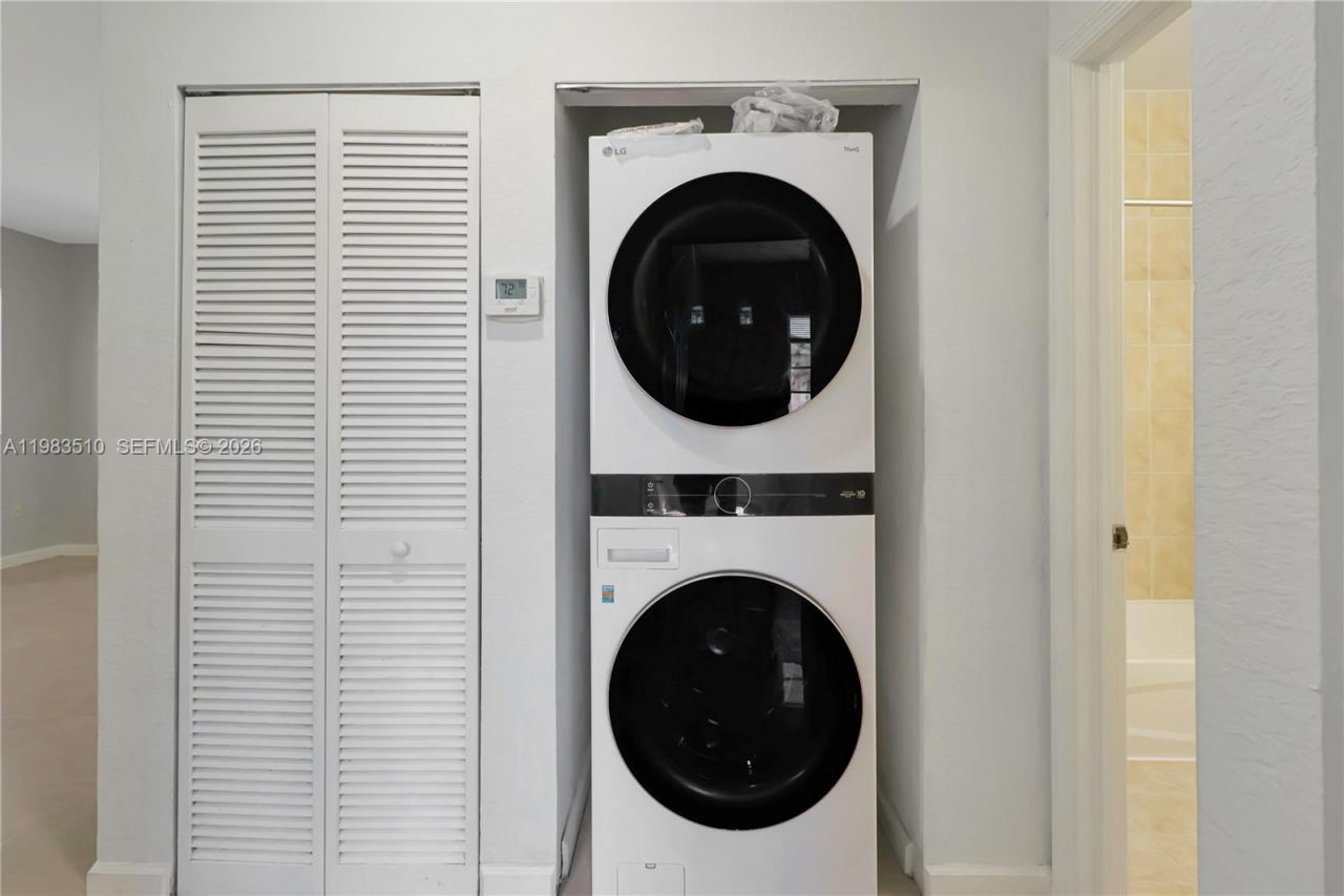 373 NE 26th Pl , Unit 201, Homestead, FL 33033 Photo