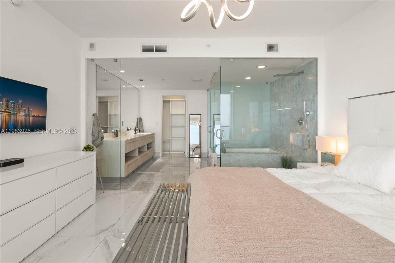 3131 NE 7th Ave , Unit 1202, Miami, FL 33137 Photo