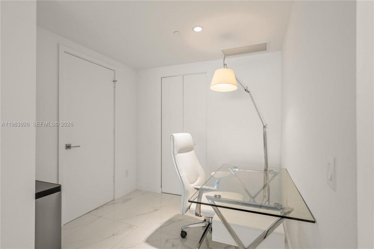 3131 NE 7th Ave , Unit 1202, Miami, FL 33137 Photo