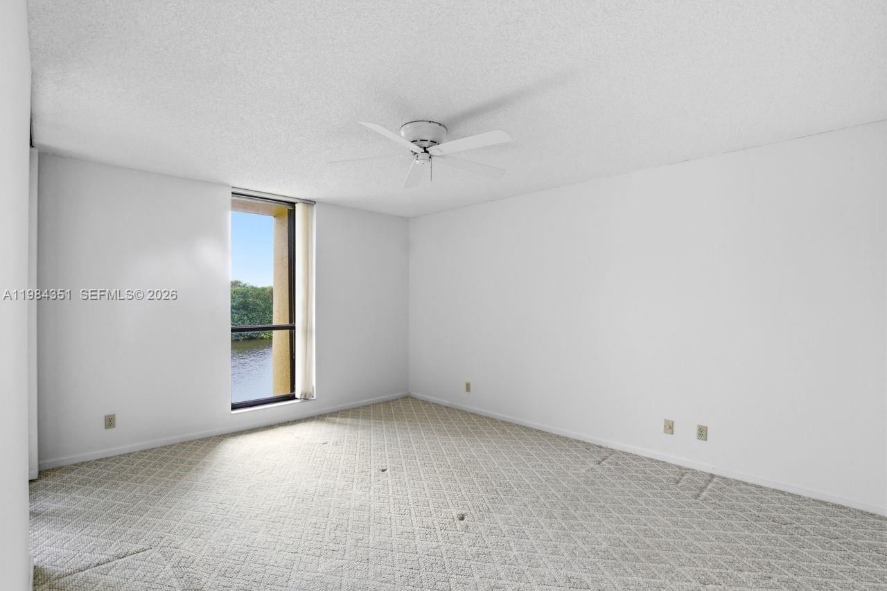 5188 Woodland Lakes Dr , Unit 337, Palm Beach Gardens, FL 33418 Photo