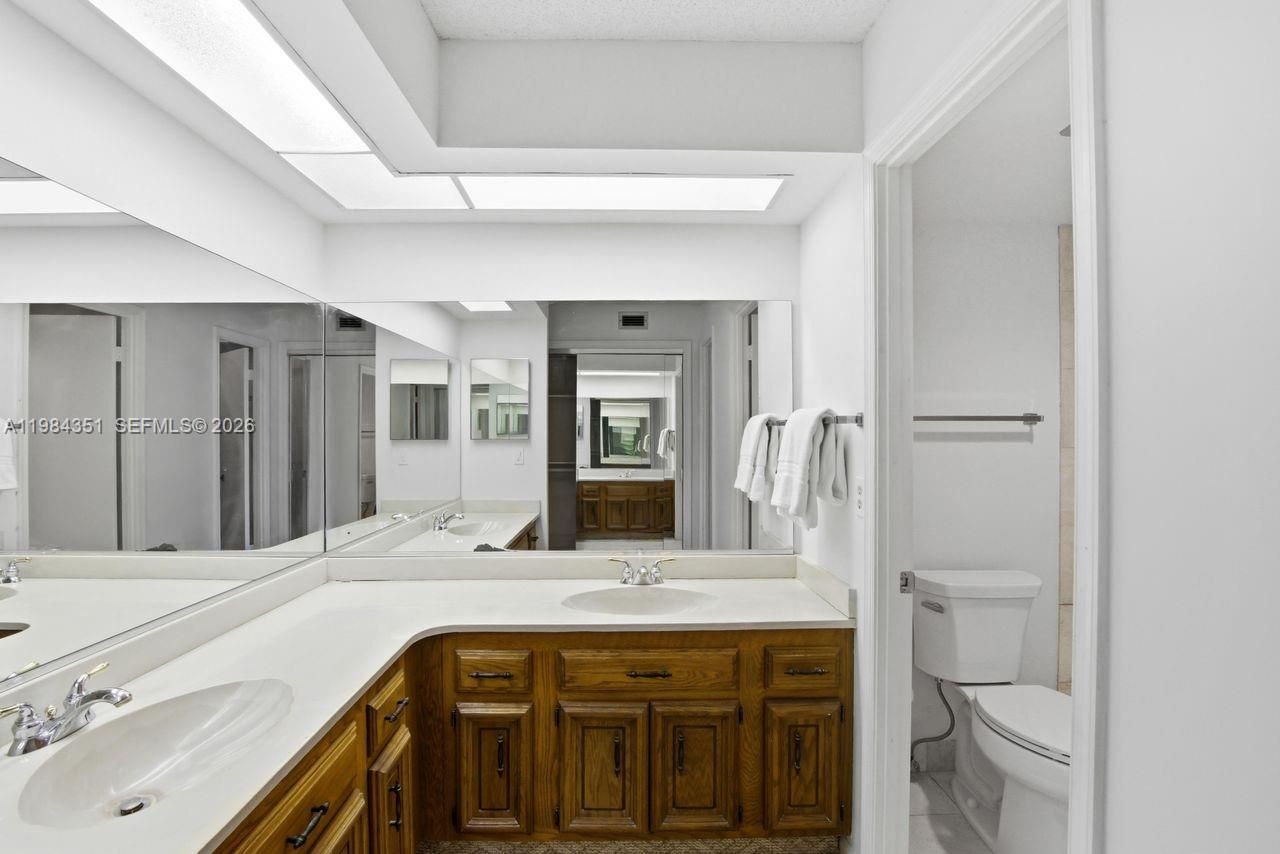 5188 Woodland Lakes Dr , Unit 337, Palm Beach Gardens, FL 33418 Photo