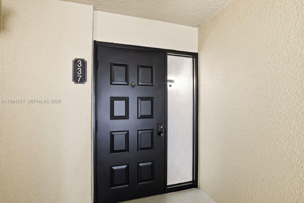 5188 Woodland Lakes Dr , Unit 337, Palm Beach Gardens, FL 33418 Photo