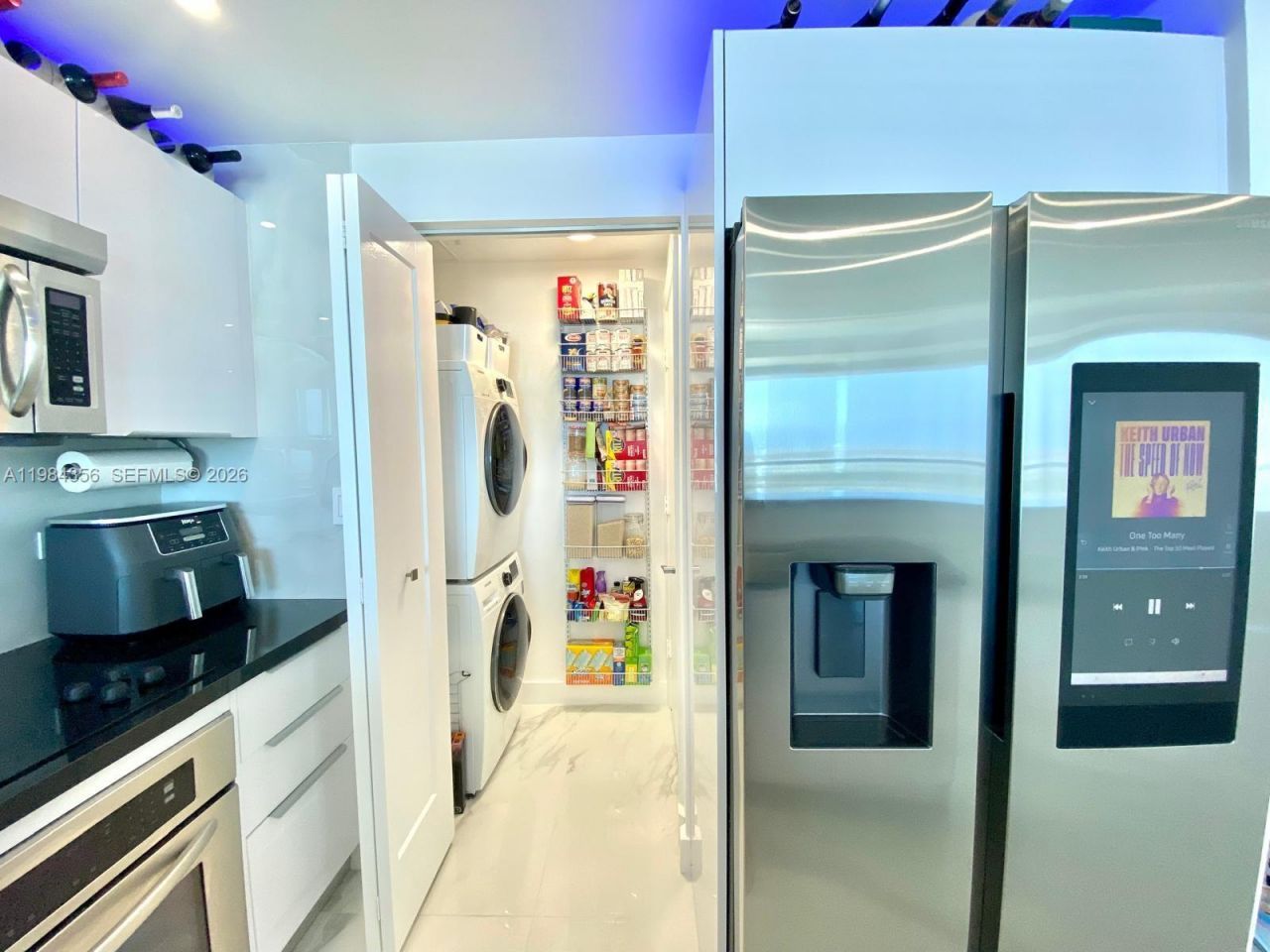 253 NE 2nd St, Unit 2703, Miami, FL 33132 Photo