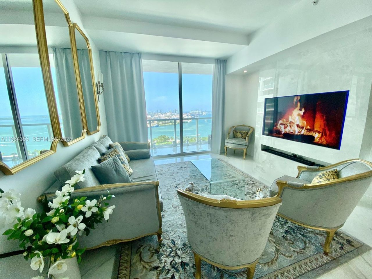 253 NE 2nd St, Unit 2703, Miami, FL 33132 Photo