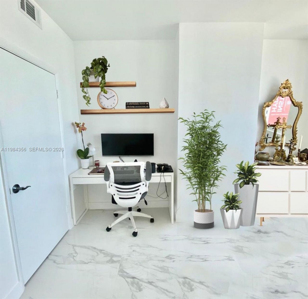 253 NE 2nd St, Unit 2703, Miami, FL 33132 Photo