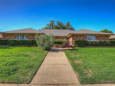 7334-7336 Woodthrush Drive, Dallas, TX 75230