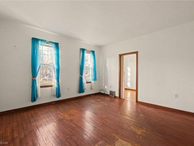 7005 Lansing Avenue, Cleveland, OH 44105 Photo 6