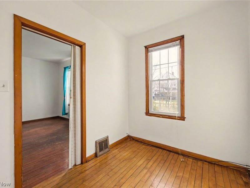 7005 Lansing Avenue, Cleveland, OH 44105 Photo 8