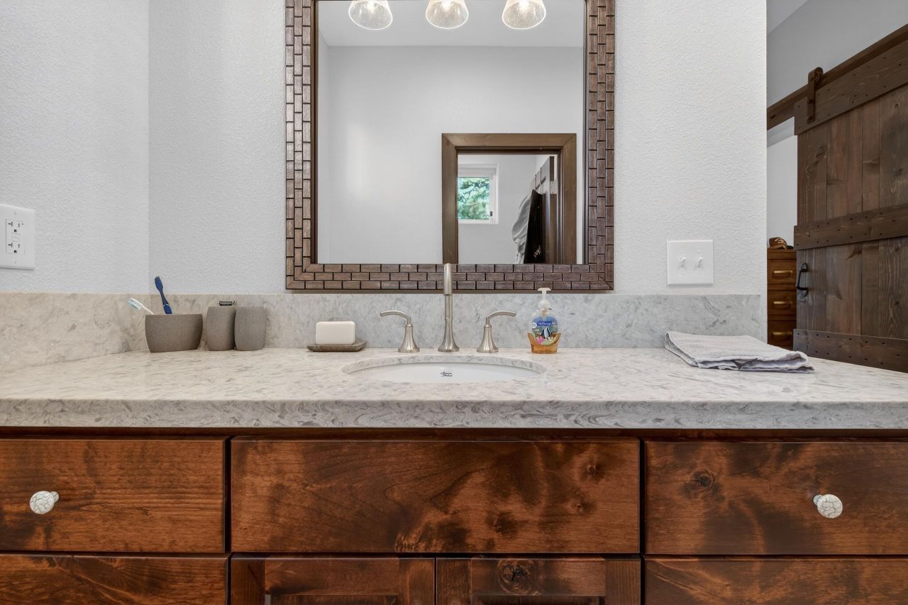 21 Frostwood Lane, Lake Almanor, CA 96137 Photo