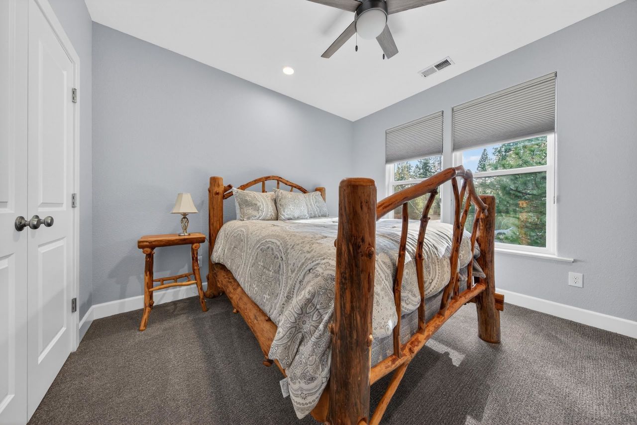 21 Frostwood Lane, Lake Almanor, CA 96137 Photo