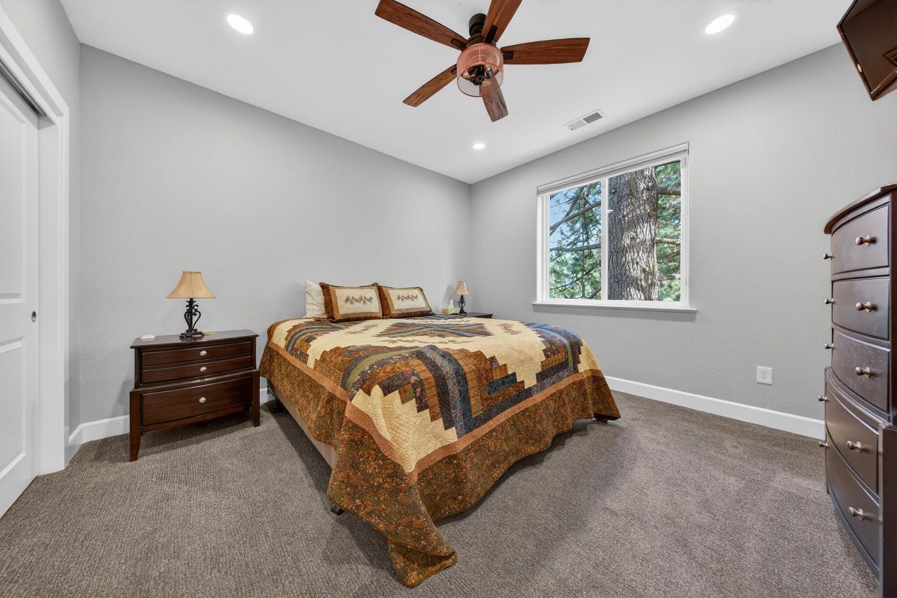 21 Frostwood Lane, Lake Almanor, CA 96137 Photo