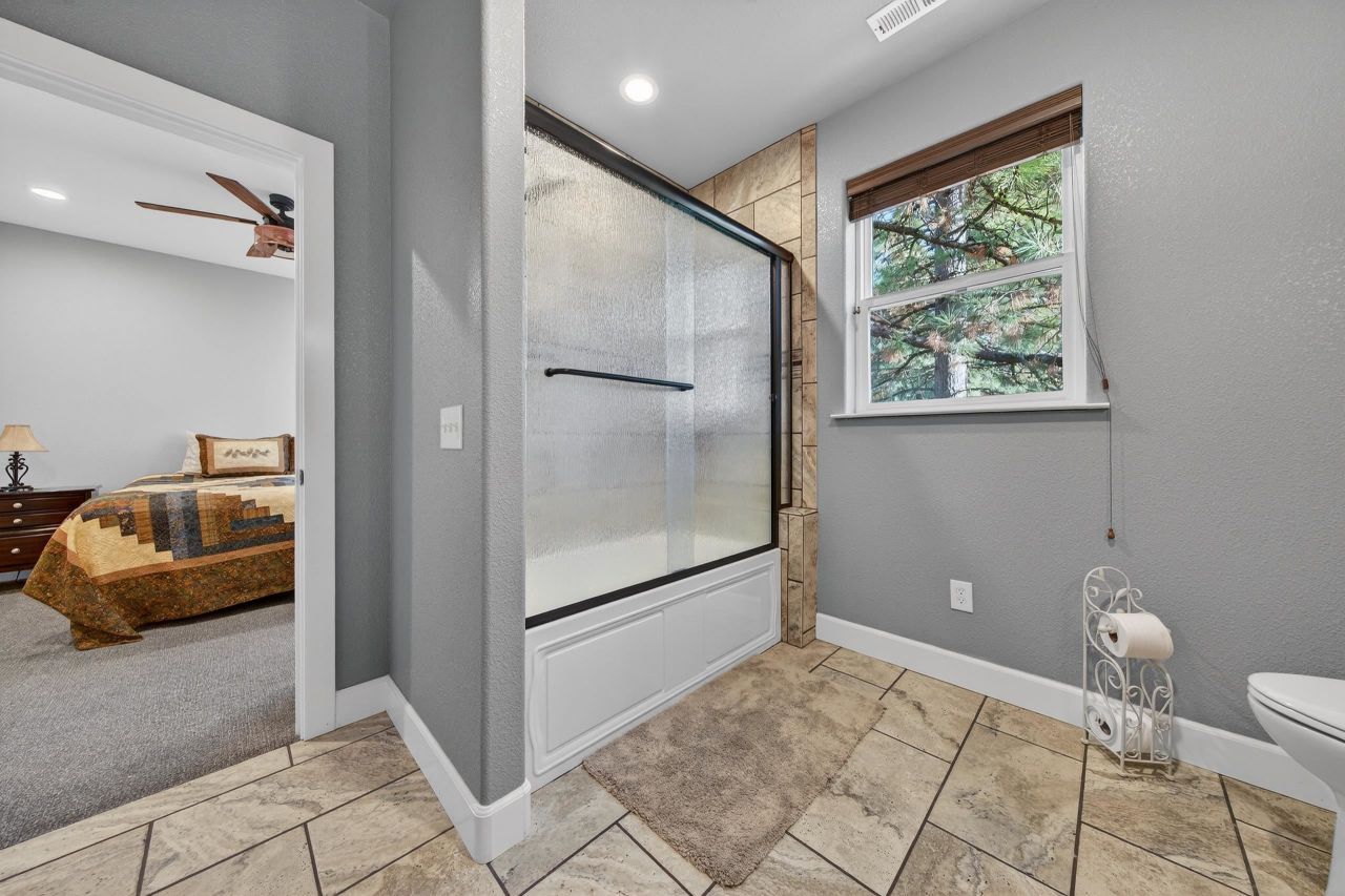 21 Frostwood Lane, Lake Almanor, CA 96137 Photo