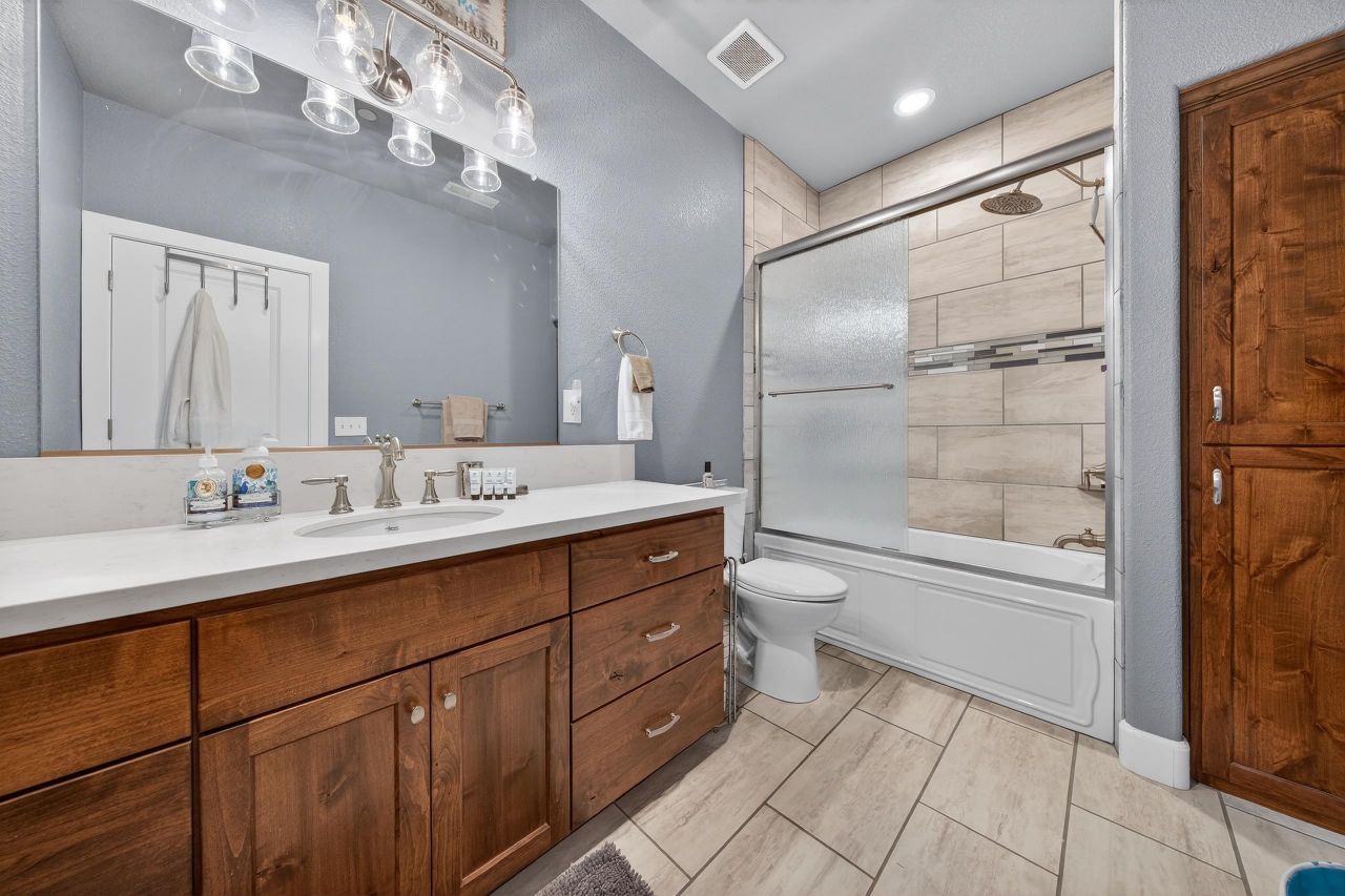 21 Frostwood Lane, Lake Almanor, CA 96137 Photo