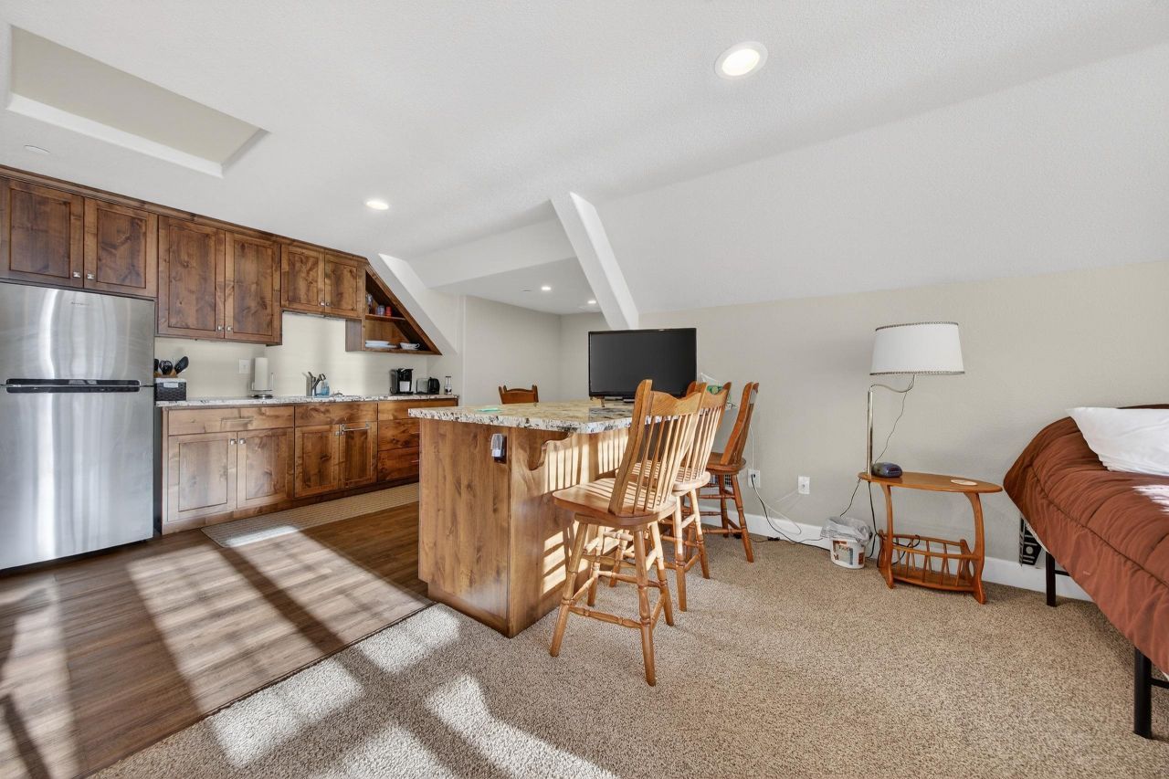 21 Frostwood Lane, Lake Almanor, CA 96137 Photo