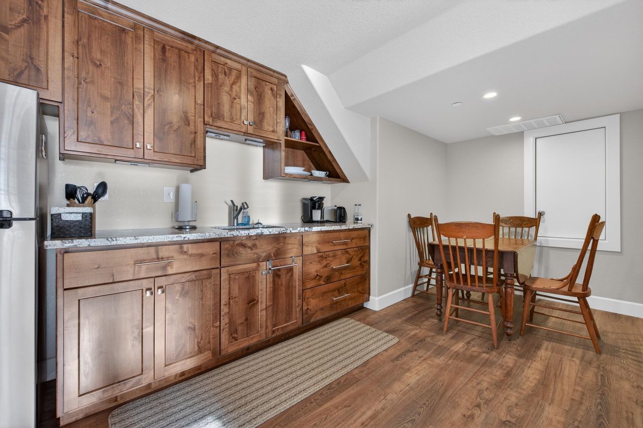 21 Frostwood Lane, Lake Almanor, CA 96137 Photo