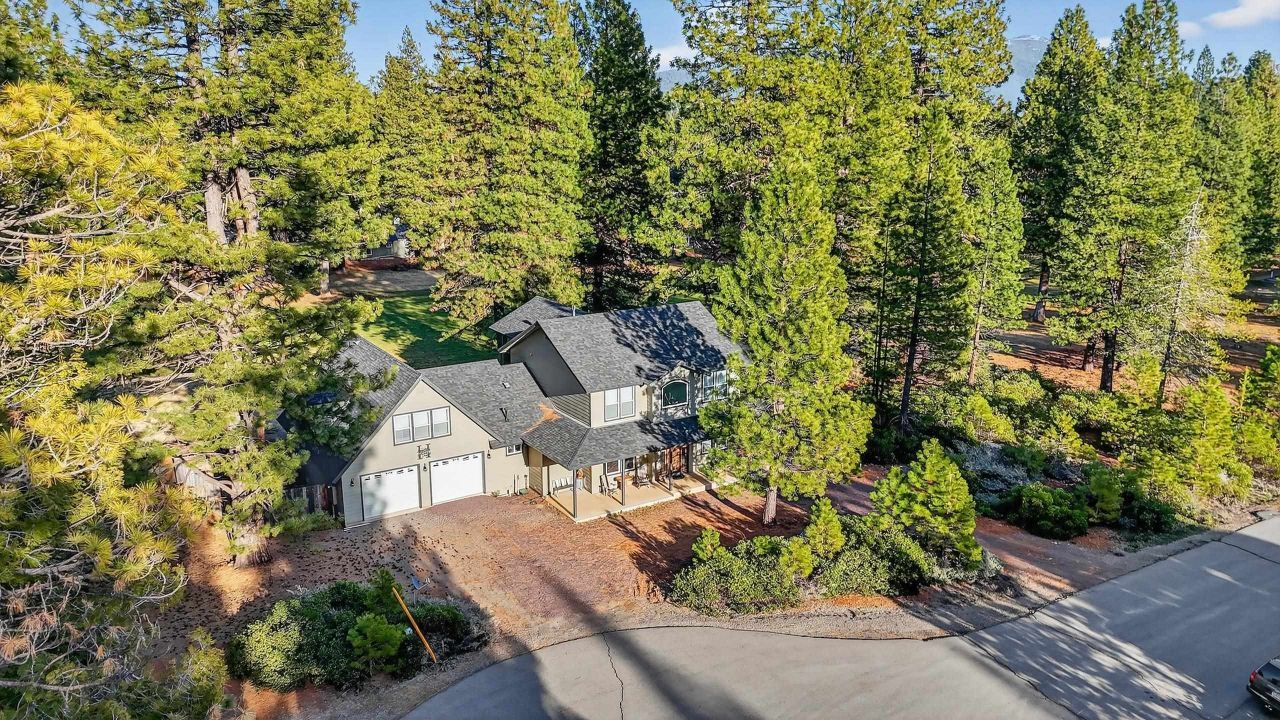21 Frostwood Lane, Lake Almanor, CA 96137 Photo