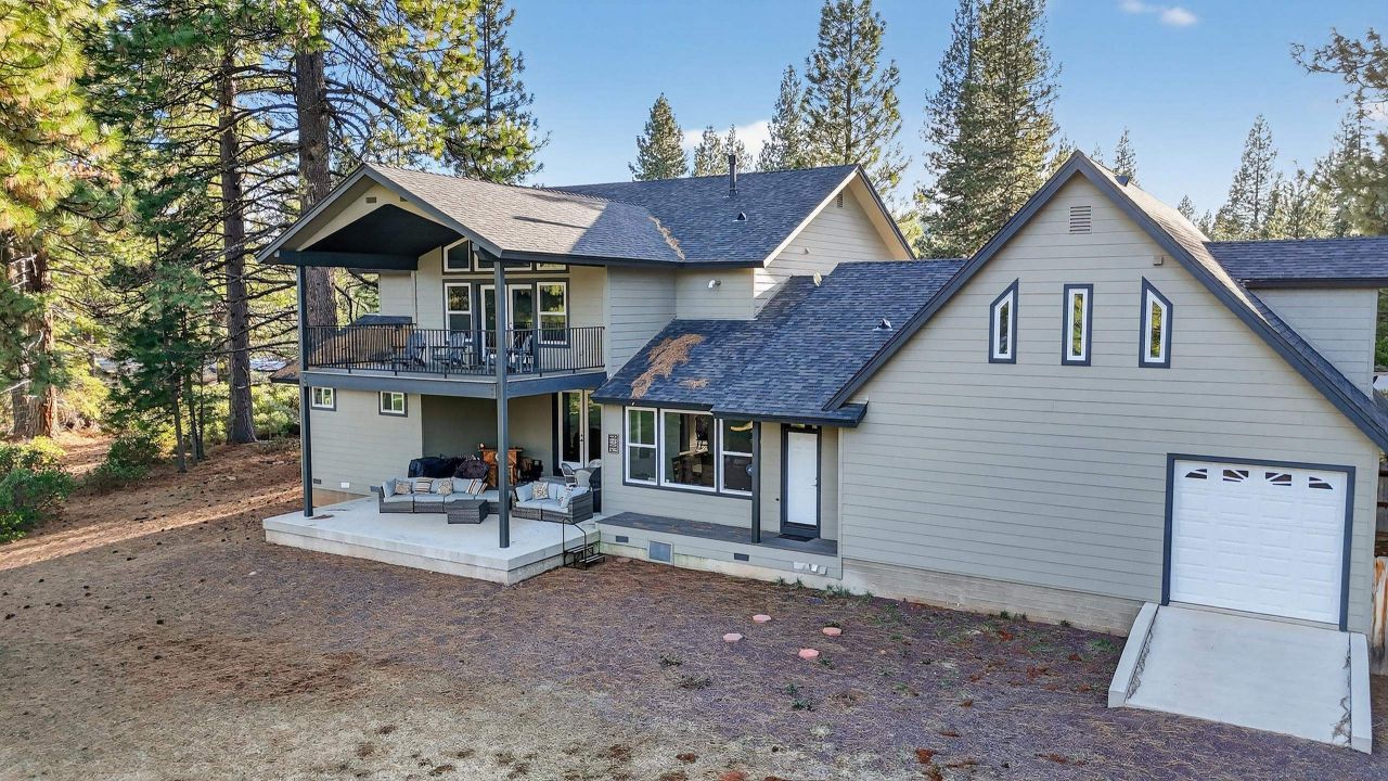 21 Frostwood Lane, Lake Almanor, CA 96137 Photo