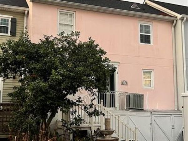 2 PLACE LAFITTE Street , Madisonville, LA 70447