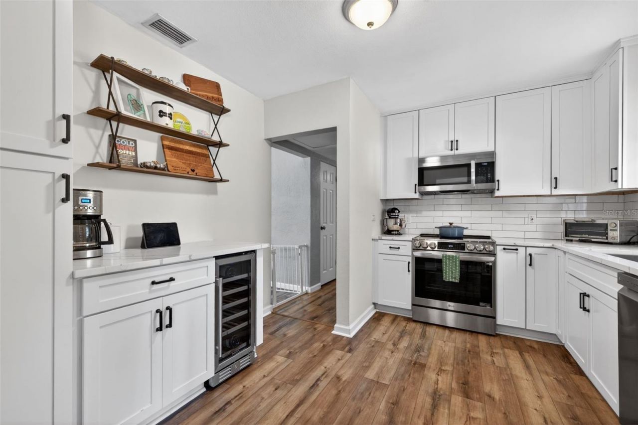 6410 14th Street N, Saint Petersburg, FL 33702 Photo