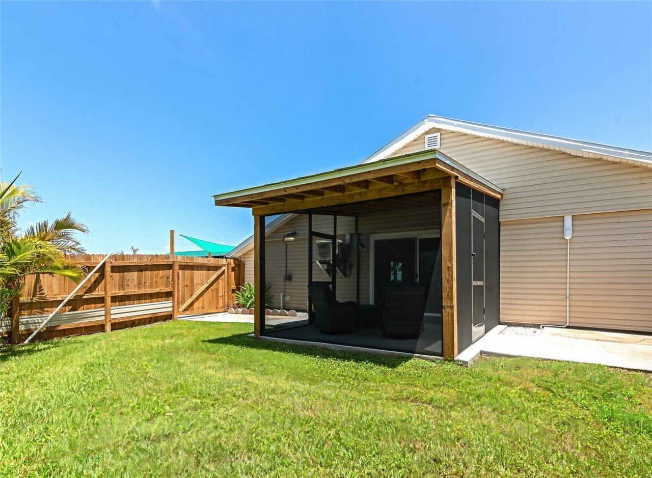 2306 41st Street E, Bradenton, FL 34208 Photo