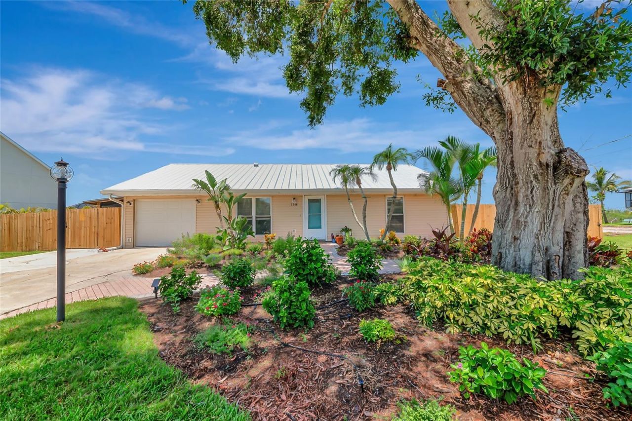 2306 41st Street E, Bradenton, FL 34208 Photo