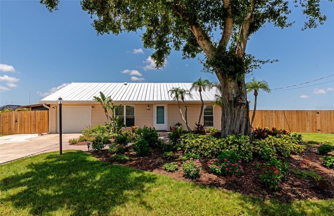 2306 41st Street E, Bradenton, FL 34208 Photo
