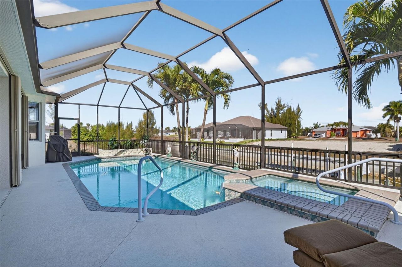 1725 SW 29th Terrace, Cape Coral, FL 33914 Photo