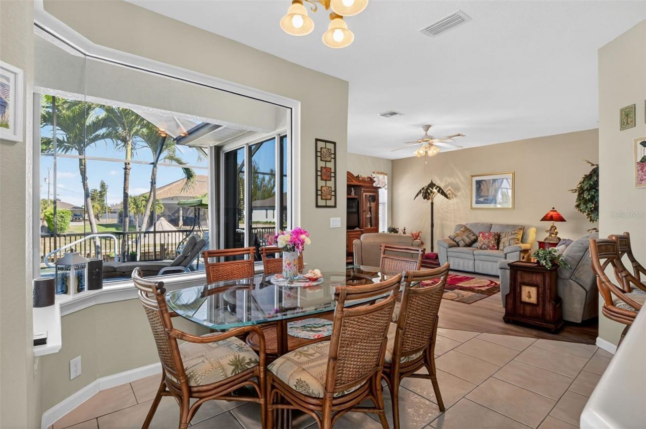 1725 SW 29th Terrace, Cape Coral, FL 33914 Photo